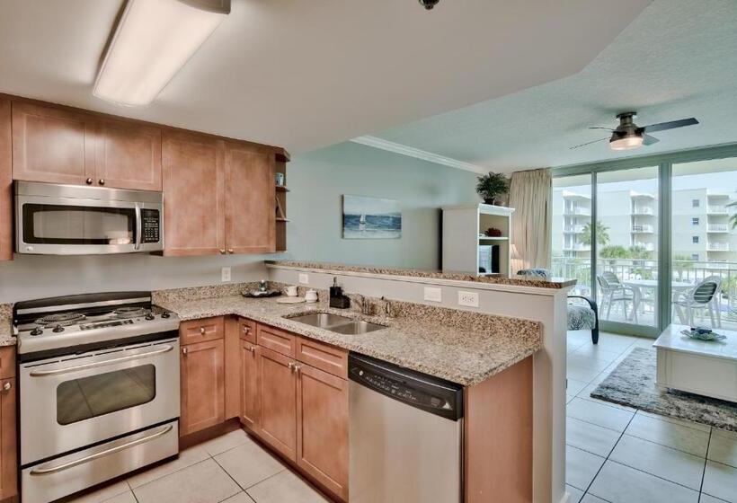 Waterscape Resort By Tufan