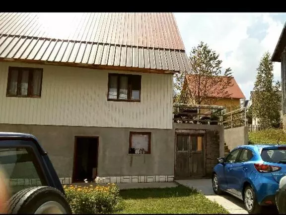 مسافرخانه Verica Rooms