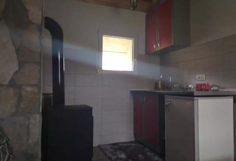 مسافرخانه Verica Rooms