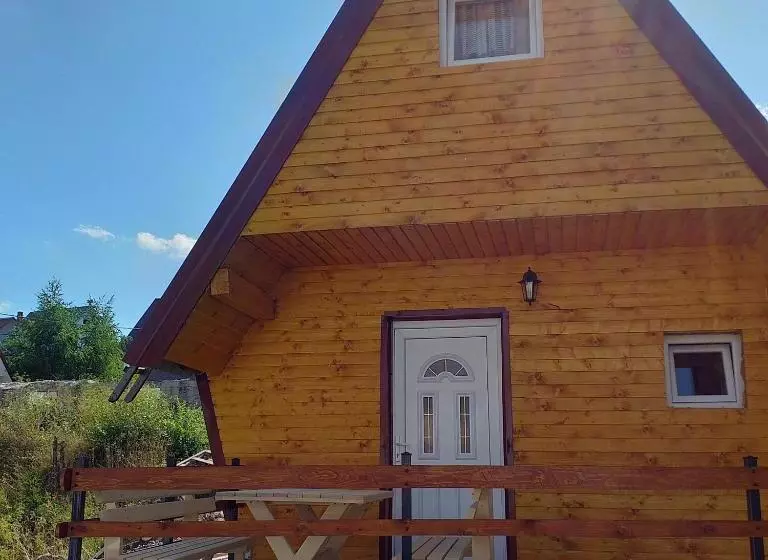 مسافرخانه Verica Rooms