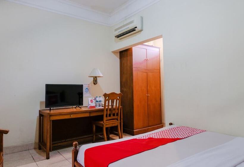 Hotel Sarangan Permai By Oyo Rooms