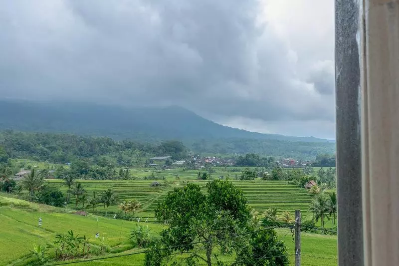 هتل Adhi Jaya Suite