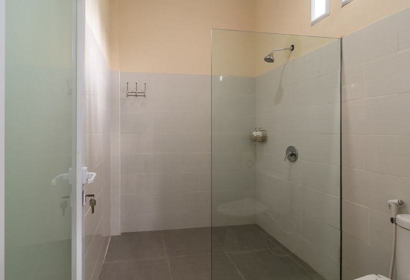 Hotel Adhi Jaya Suite