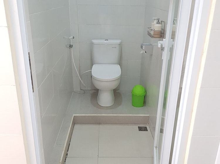 Hotel Adhi Jaya Suite