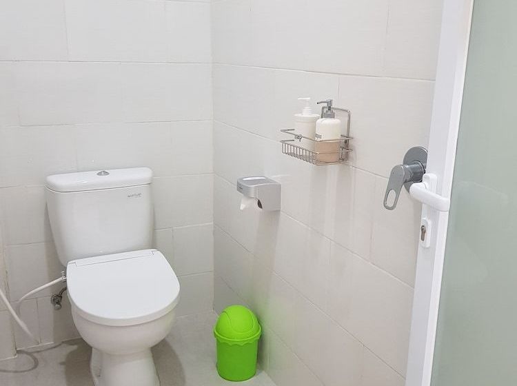 Hotel Adhi Jaya Suite