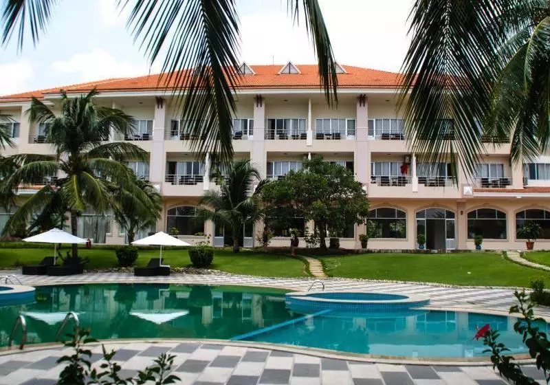 هتل Con Dao Resort