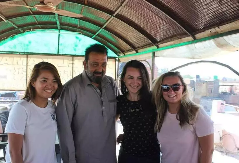 هتل Kamal Nearest To Taj Mahal