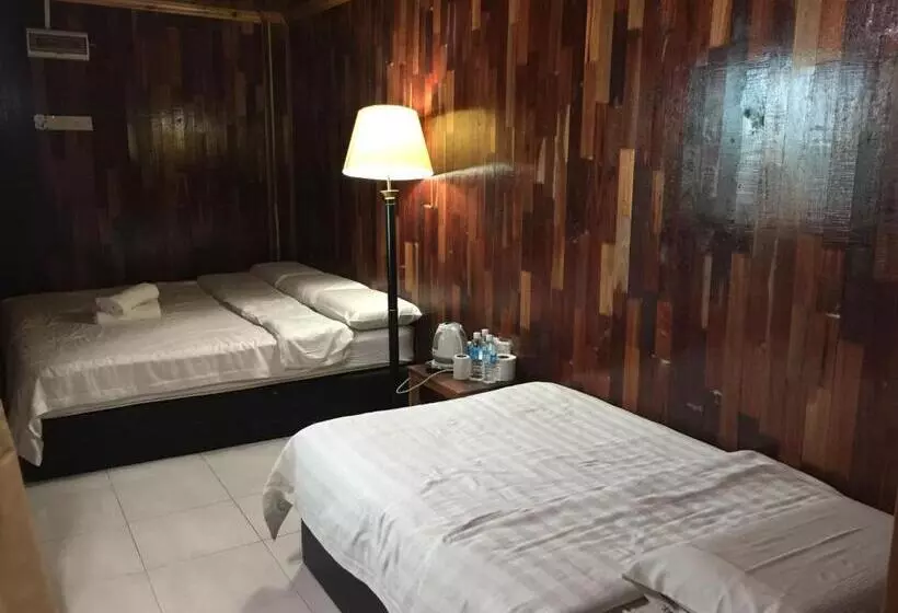 هتل Mabohai Resort Klebang
