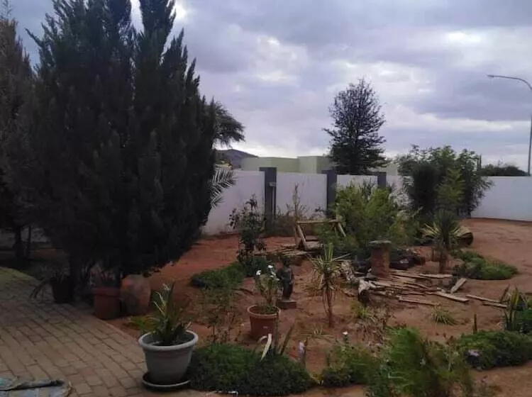 پانسیون Mc's Self Catering Accommodation