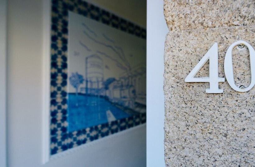 پانسیون O Poboa Guesthouse