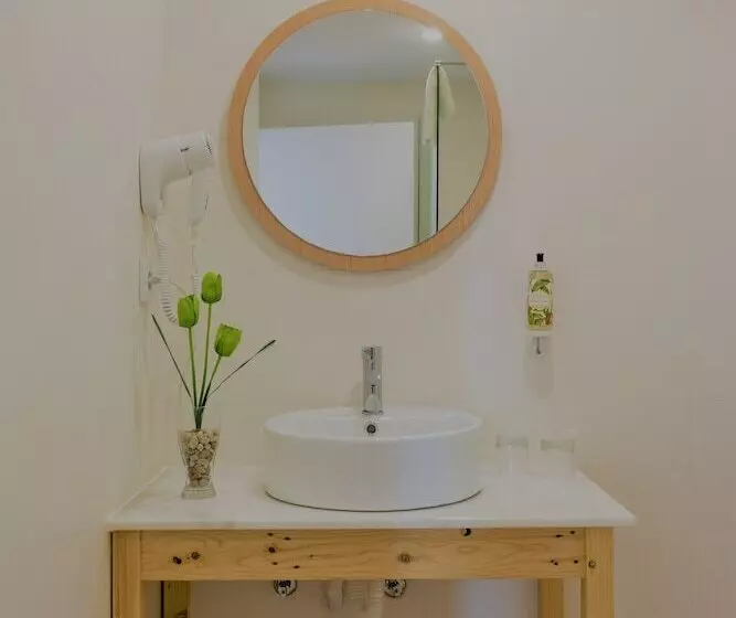 Majatalo O Poboa Guesthouse