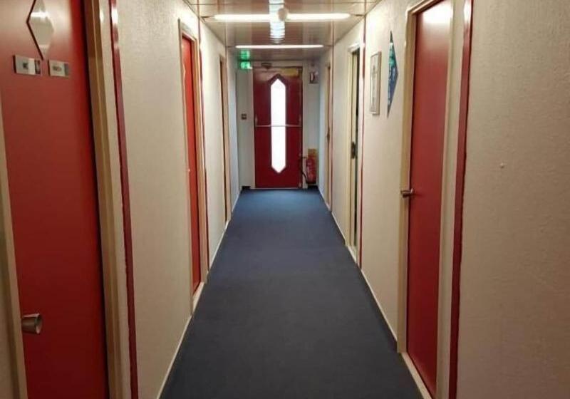 Hotel Holiday Lyon Est