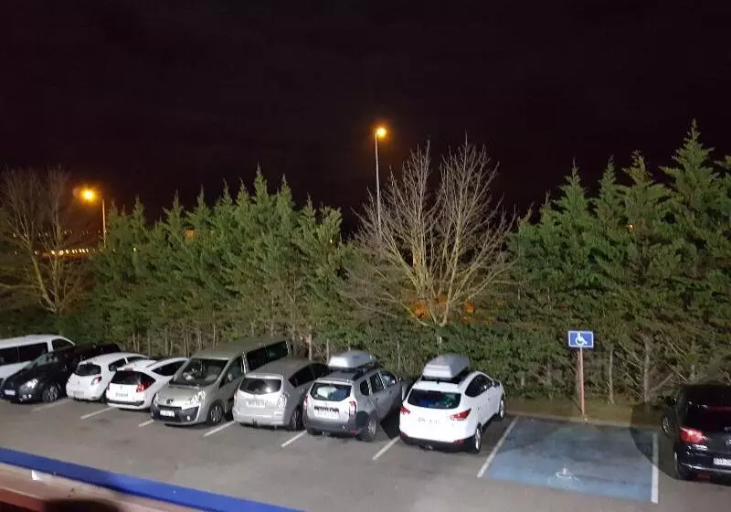 Hôtel Holiday Lyon Est