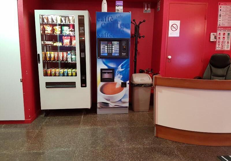 Hotel Holiday Lyon Est