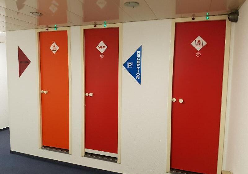 Hotel Holiday Lyon Est