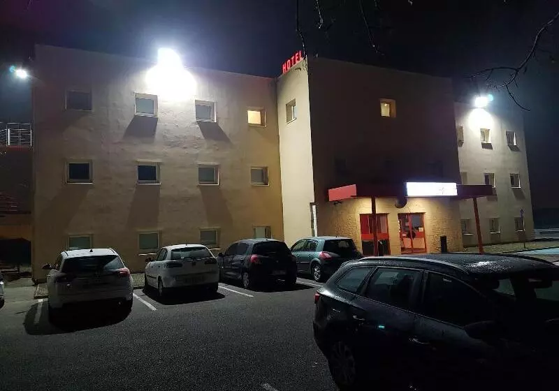 Hôtel Holiday Lyon Est