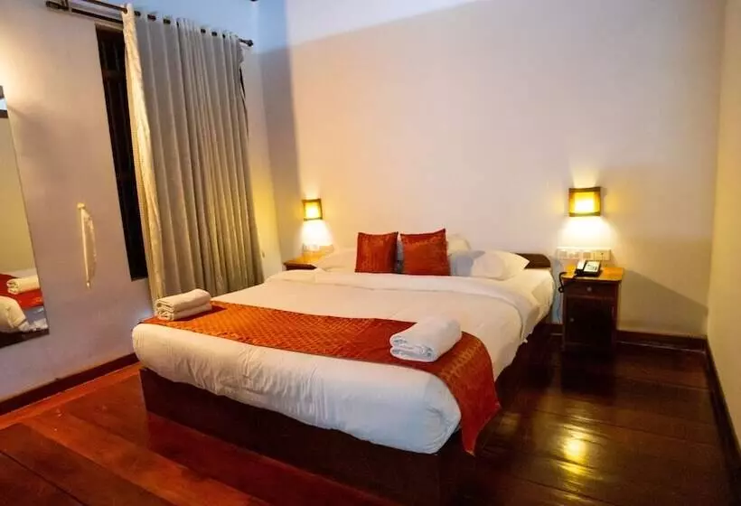 Hotelli Kumarakom Heritage