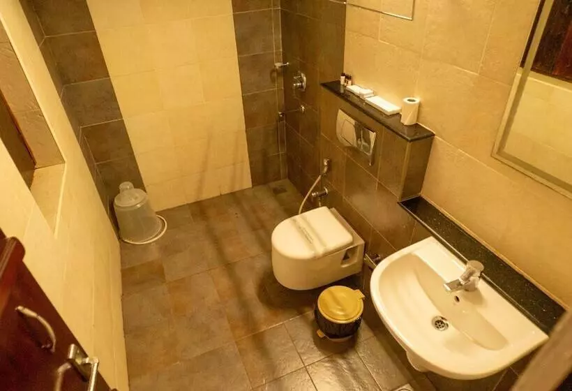 Hotelli Kumarakom Heritage