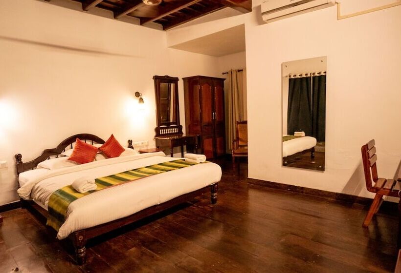 فندق Kumarakom Heritage