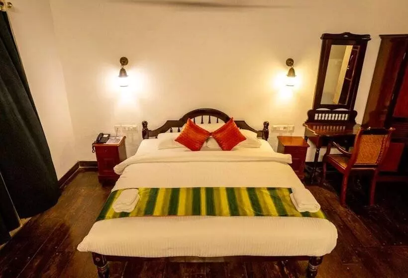 Hotelli Kumarakom Heritage