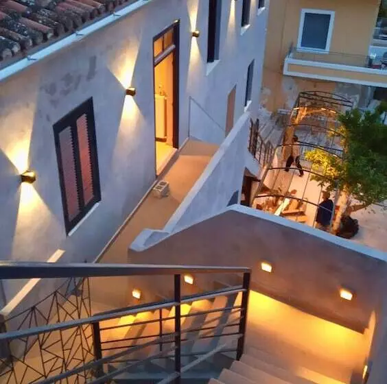 پانسیون Aethra Boutique Rooms