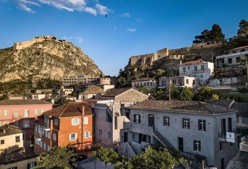 پانسیون Aethra Boutique Rooms