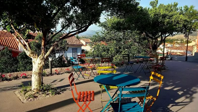 پانسیون Aethra Boutique Rooms