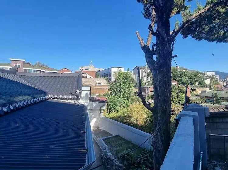 Majatalo Emotion Guesthouse