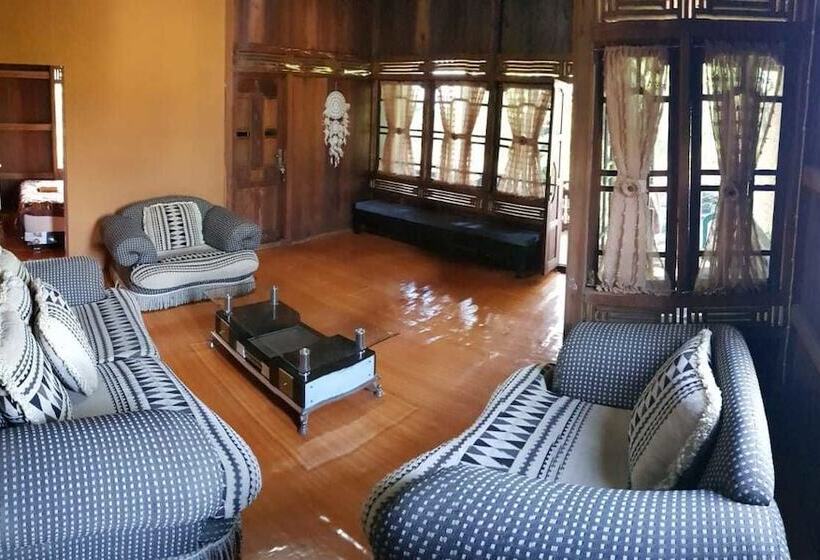 T Rooms Homestay Bandara