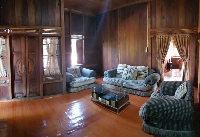 T Rooms Homestay Bandara