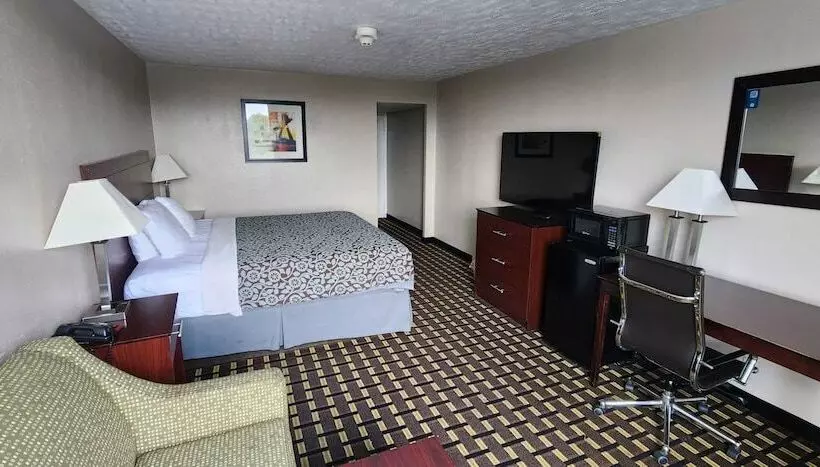Hotel Days Inn By Wyndham Fort Wright Cincinnati Area