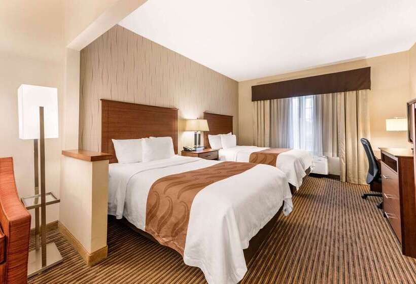 هتل Quality Inn & Suites University Fort Collins