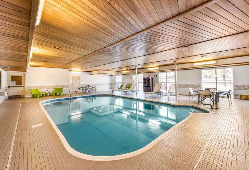 هتل Quality Inn & Suites University Fort Collins