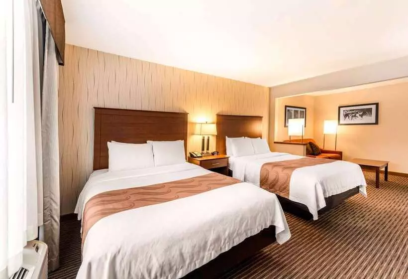 Отель Quality Inn & Suites University Fort Collins