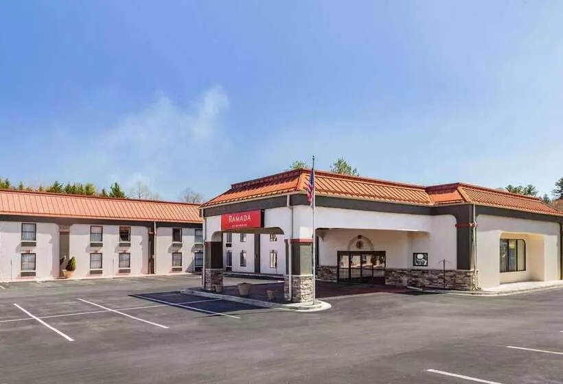 호텔 Ramada By Wyndham Hendersonville