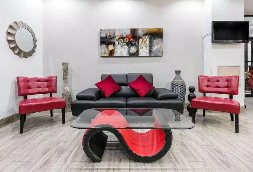 בית מלון כפרי Ramada By Wyndham Oklahoma City Airport North