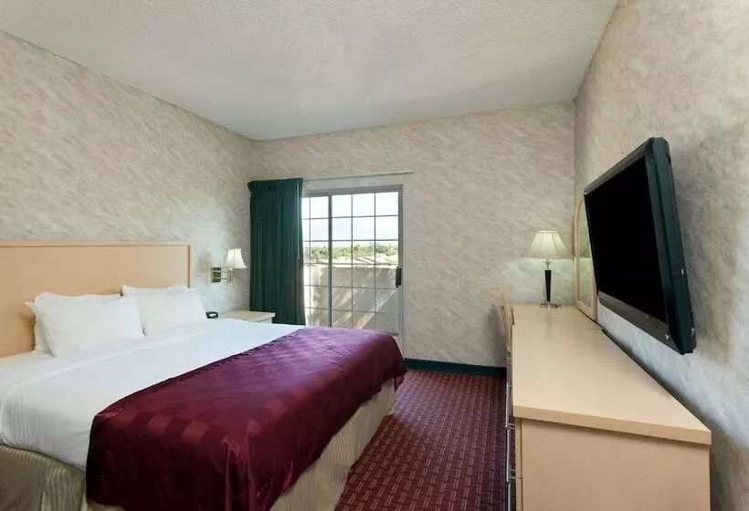 호텔 Ramada By Wyndham South El Monte