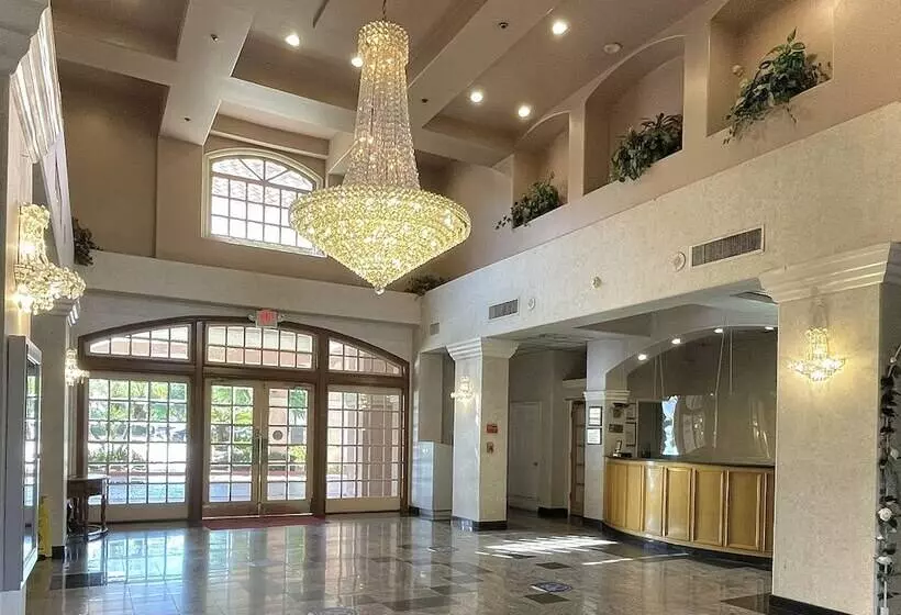 호텔 Ramada By Wyndham South El Monte