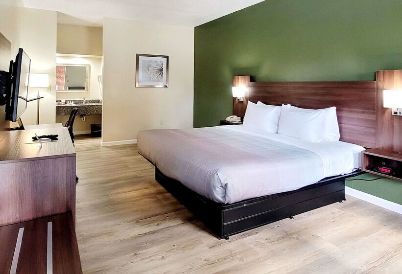 Отель Ramada Limited