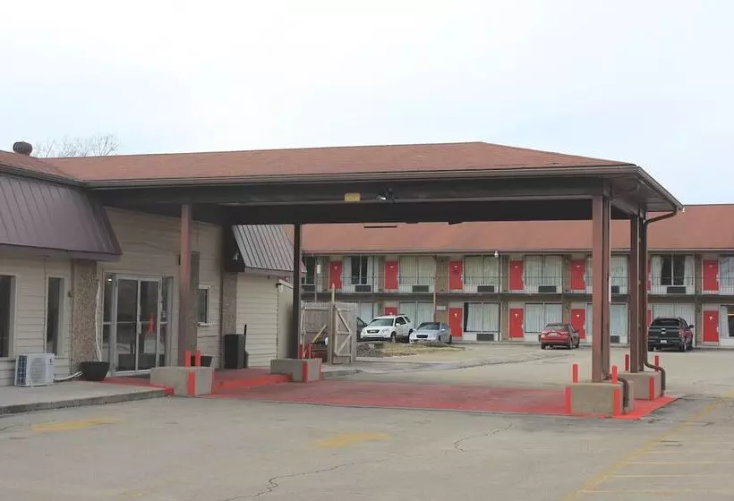 בית מלון כפרי Red Carpet Inn  Louisville