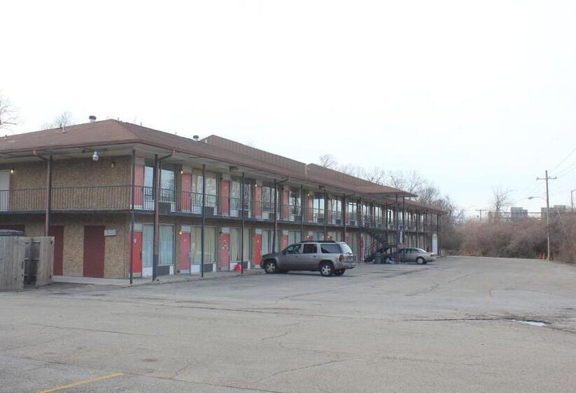 فندق Red Carpet Inn  Louisville