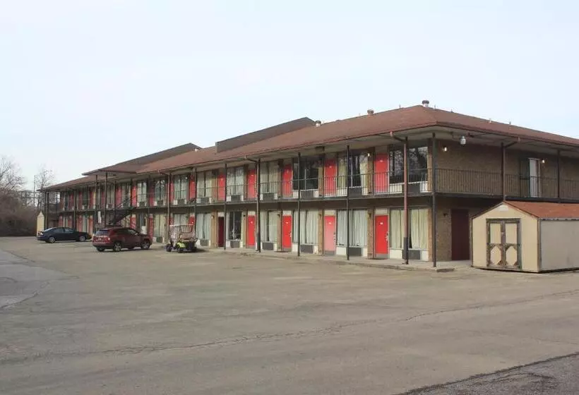 בית מלון כפרי Red Carpet Inn  Louisville