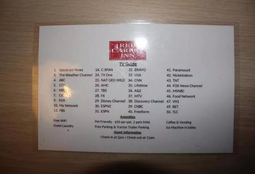 בית מלון כפרי Red Carpet Inn  Louisville