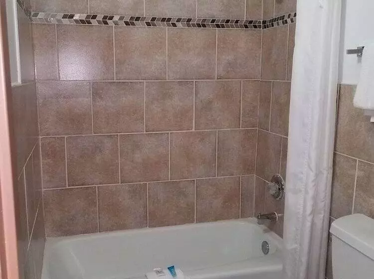 ホテル Red Carpet Inn Rochester