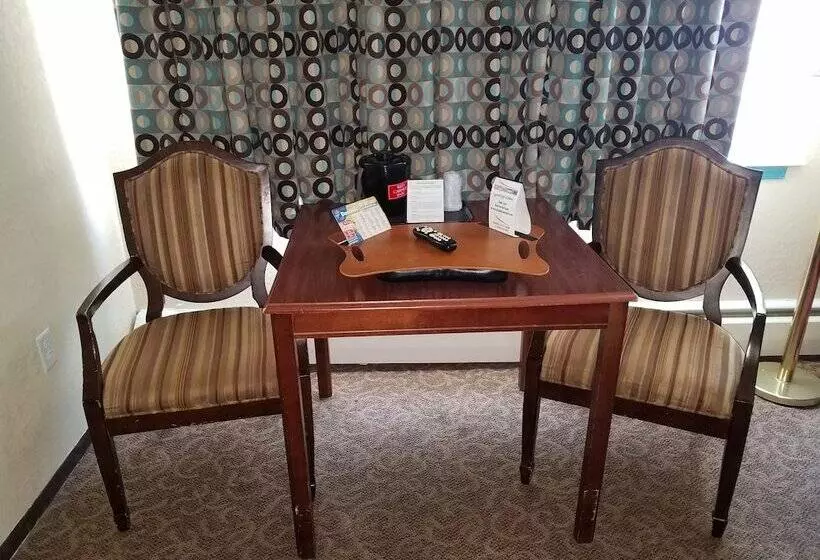 ホテル Red Carpet Inn Rochester