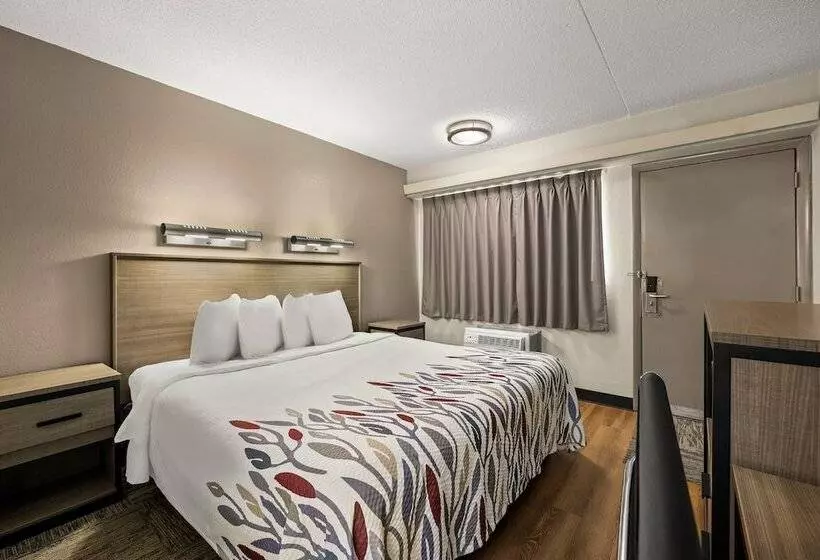 فندق Red Roof Inn Detroit  Royal Oak/ Madison Heights