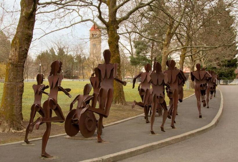 فندق Steam Plant