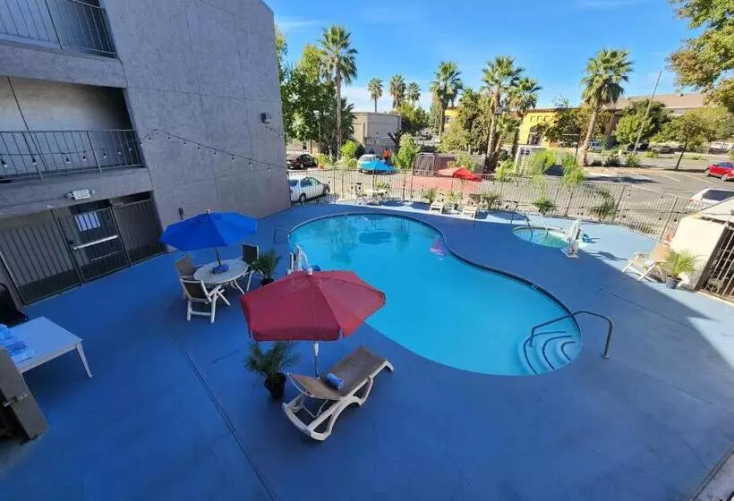 Отель Studio 6 Sacramento, Ca   Natomas & Smf Airport