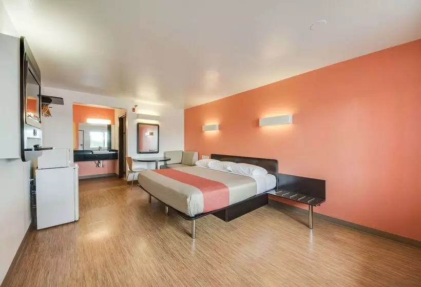 Motel 6 Brownsville, Tx North