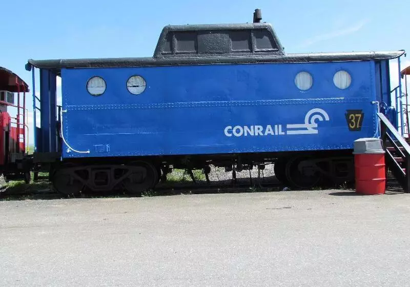 Red Caboose Motel & Restaurant